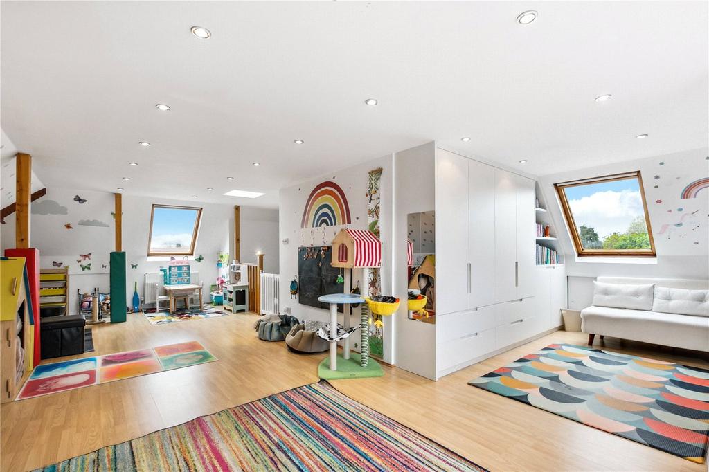 Bedroom/Playroom