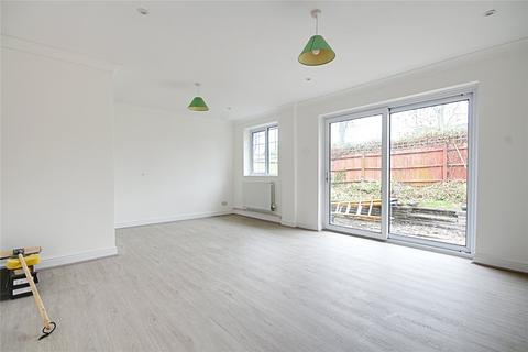 2 bedroom bungalow to rent, Elderbek Close, Cheshunt, Waltham Cross, Hertfordshire, EN7