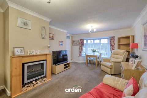 2 bedroom detached bungalow for sale, Snowshill Close, Redditch, B98