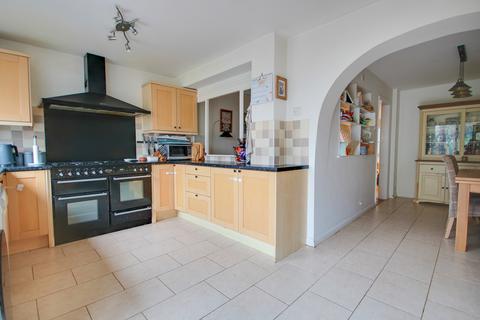3 bedroom terraced house for sale, BITTERNE! EXTENDED! LARGE GARDEN WITH REAR ACCESS!