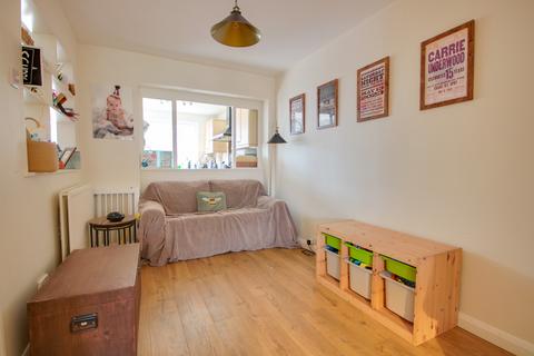 3 bedroom terraced house for sale, BITTERNE! EXTENDED! LARGE GARDEN WITH REAR ACCESS!