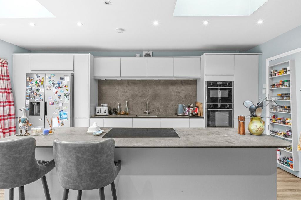 Kitchen / Dining / Breakfast Room