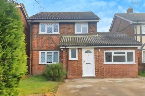 1 bedroom in a house share to rent, Corby Drive, Englefield Green, Egham, Surrey, TW20