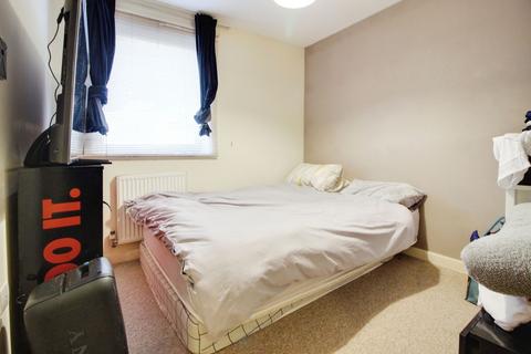 1 bedroom apartment to rent, Seacole Crescent, Swindon SN1