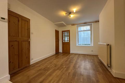 2 bedroom terraced house to rent, Garnet Street, Lancaster, LA1