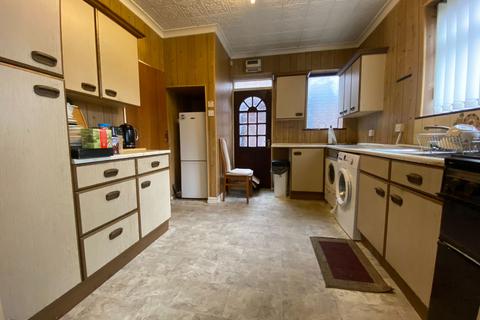 3 bedroom semi-detached house for sale, 57 Cartmel Crescent, Chadderton OL9 8DA