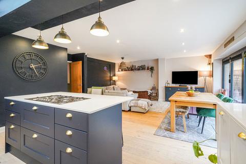 4 bedroom semi-detached house for sale, Willow Road, Solihull