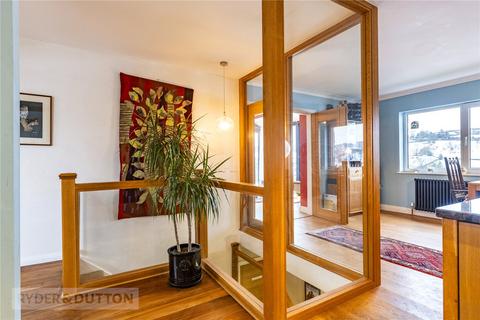 4 bedroom detached house for sale, Underbank End Road, Holmfirth, West Yorkshire, HD9