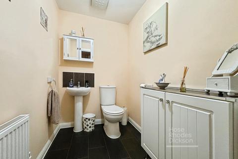 3 bedroom detached house for sale, Saxon Close, Newport, Isle of Wight