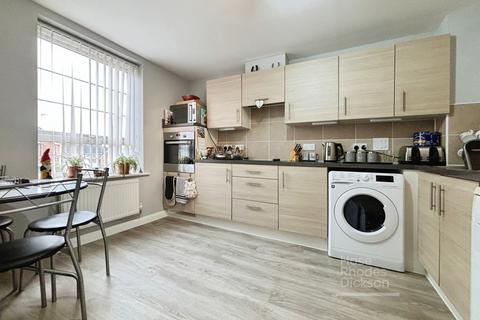 3 bedroom detached house for sale, Saxon Close, Newport, Isle of Wight