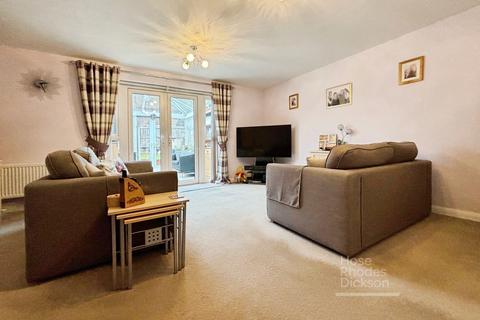 3 bedroom detached house for sale, Saxon Close, Newport, Isle of Wight
