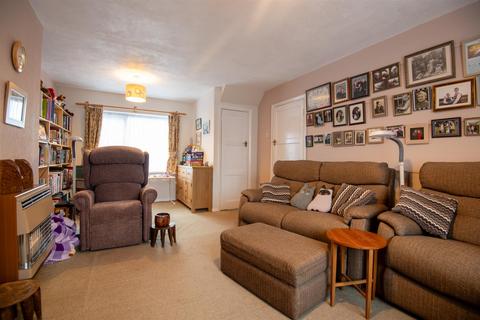 3 bedroom semi-detached house for sale, Windsor Road, Wellingborough