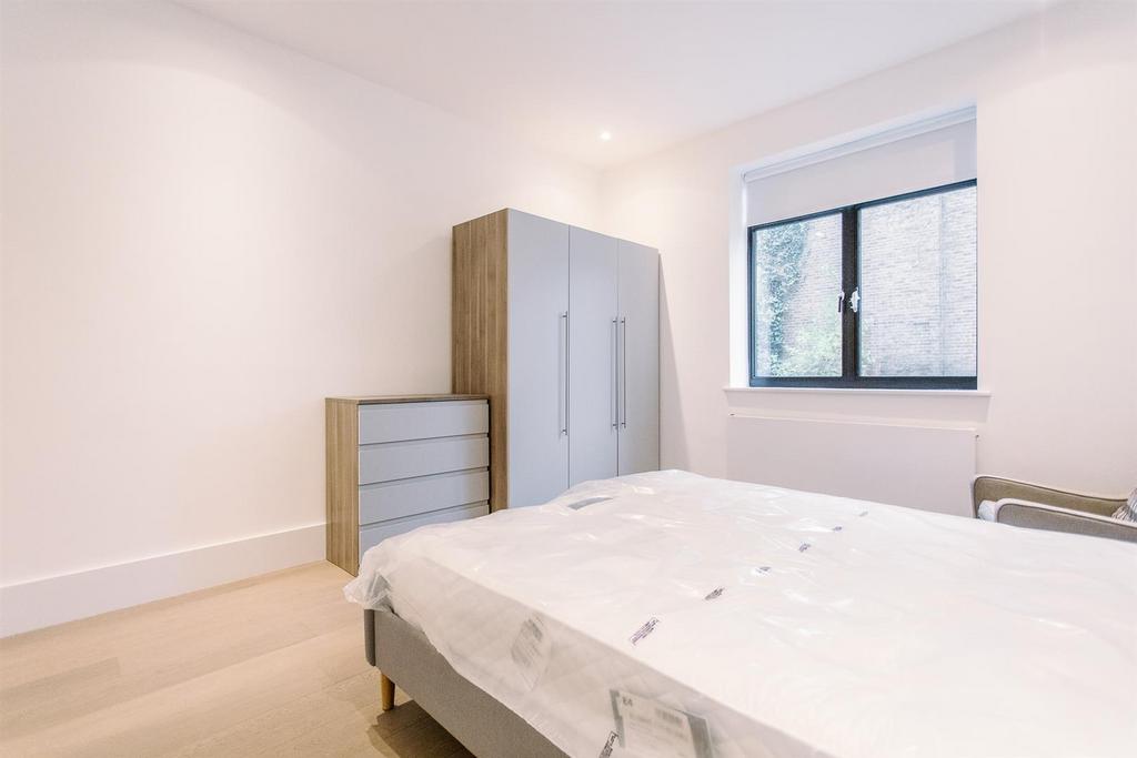 1920px OO 18 victoria road davies davies 31.jpg