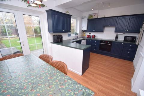 4 bedroom semi-detached house for sale, Lloyd Avenue, Gatley, SK8 4BT
