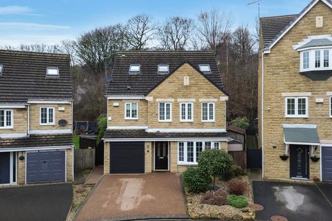 4 bedroom detached house for sale, The Courtyard, Fenay Bridge, Huddersfield, West Yorkshire, HD8