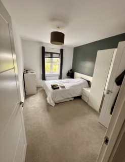 2 bedroom flat to rent, Garden Avenue, Mitcham, CR4