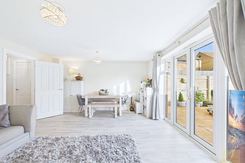 4 bedroom end of terrace house for sale, Barrowfield Drive, Stamford PE9