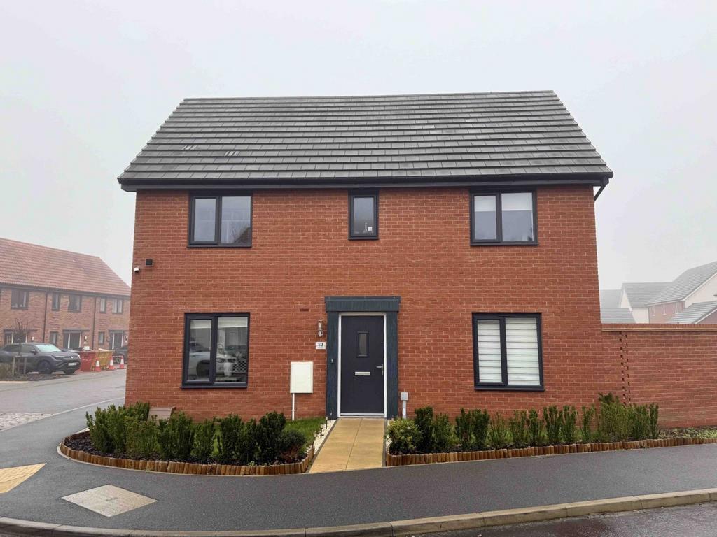 3 Bedroom Detached For Sale