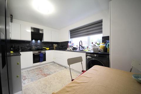 2 bedroom flat for sale, Village Road, Enfield, EN1