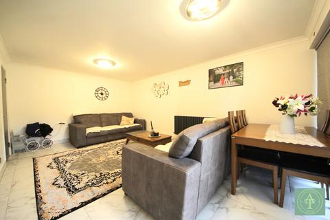 2 bedroom flat for sale, Village Road, Enfield, EN1