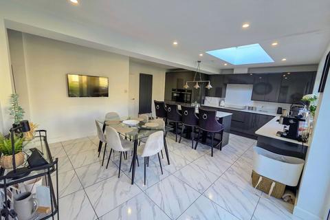 4 bedroom semi-detached house for sale, Plymouth Road, Plymouth PL7