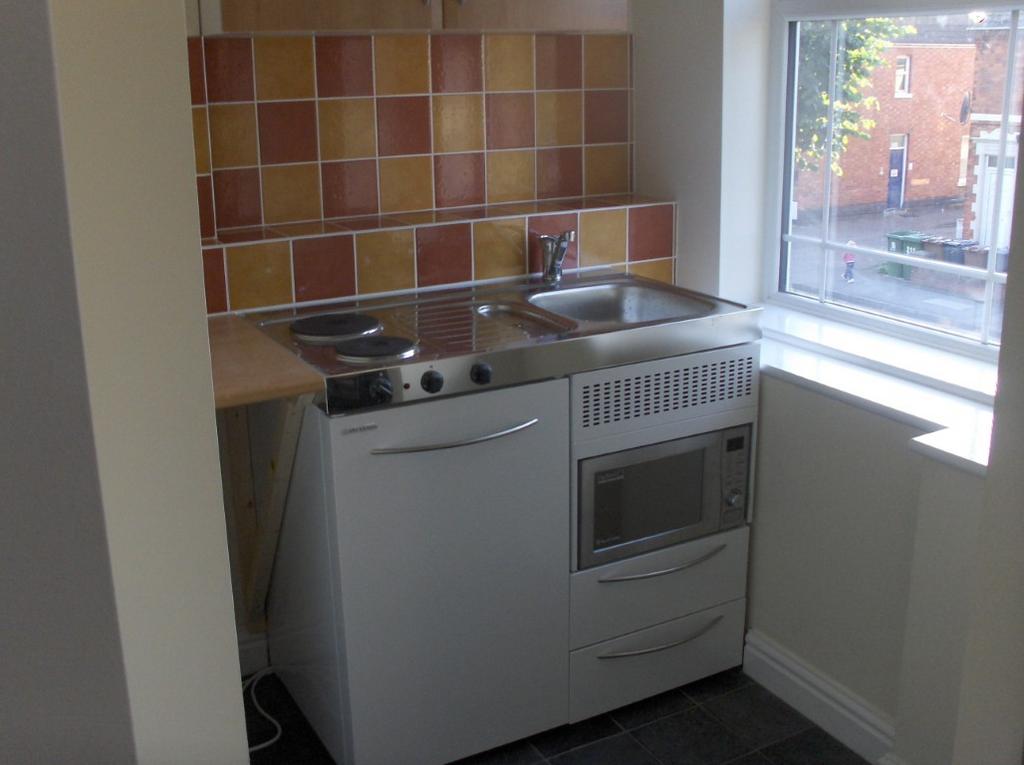 Room 4 - Kitchen 1  Medium  T202601091033.jpg