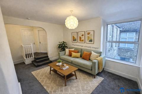 3 bedroom flat for sale, Carson Road, London