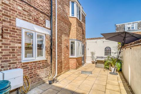 3 bedroom house for sale, Barnes High Street, Barnes. London, SW13