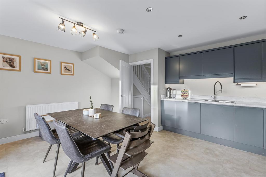 Dining Kitchen