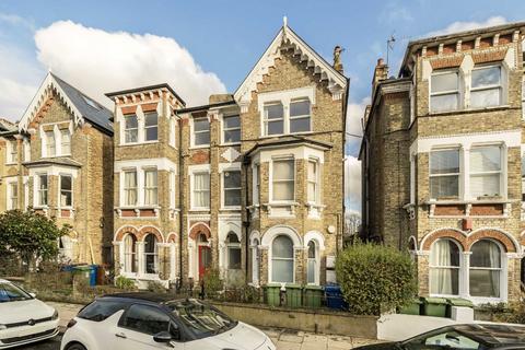 Oakhurst Grove, London SE22