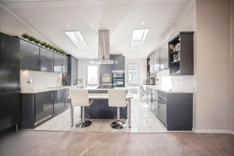 2 bedroom retirement property for sale, Valley View, Maidstone ME17