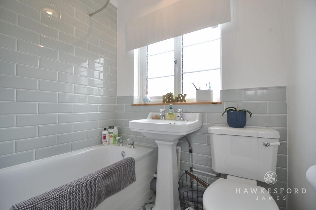 Bobbing Hill, Sittingbourne - Bathroom