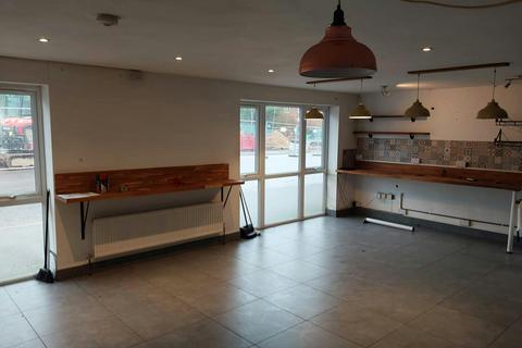 Industrial unit to rent, Lyndhurst Road Sunninghill SL5 9ED