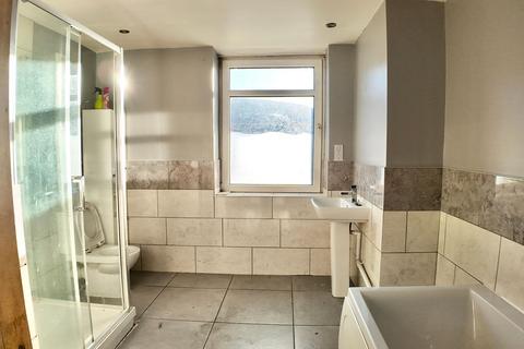 2 bedroom terraced house for sale, Garden Street, Llanbradach, CF83