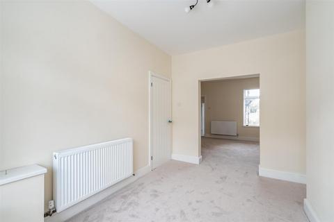 2 bedroom terraced house to rent, Windsor Road, Stirchley