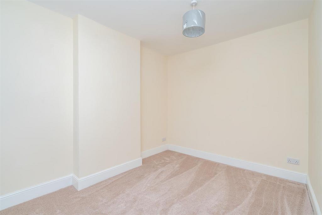 13 Windsor Road-7 lo.jpg