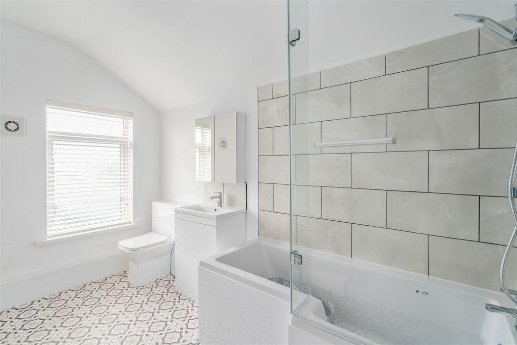 13 Windsor Road-9 lo.jpg