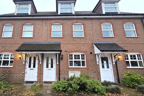 undefined, Glenwood Court, Farnborough GU14
