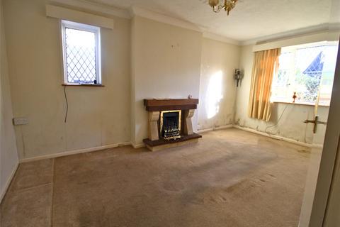 2 bedroom bungalow for sale, Heather Road, Bournemouth, BH10
