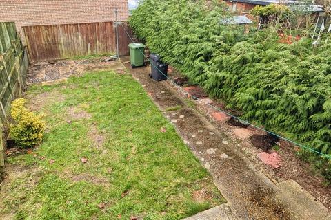 3 bedroom house to rent, Boyatt Wood SO50