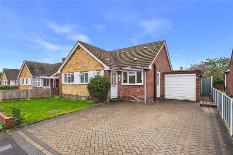 4 bedroom bungalow for sale, Clayhill Crescent, Newbury, Berkshire, RG14