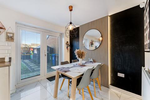 3 bedroom end of terrace house for sale, Heaton Green, Leigh WN7