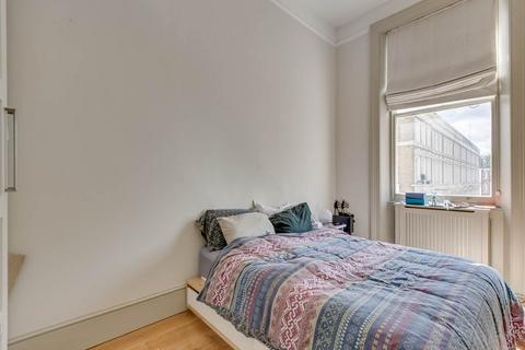 1 bedroom flat to rent, Earls Ct Square, ,