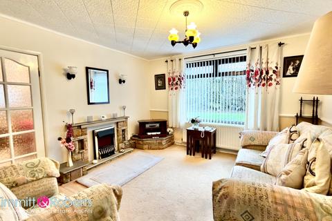 3 bedroom semi-detached house for sale, Seaham Road, Houghton le Spring, Tyne and Wear, DH5 8EB