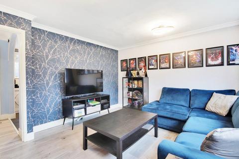 2 bedroom ground floor flat for sale, Paddock Close, South Darenth