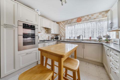 4 bedroom semi-detached house for sale, Horwood Gardens, Basingstoke RG21 3NR