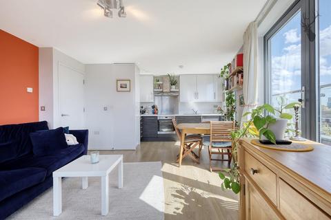 1 bedroom flat for sale, Aubers Ridge Court, Bow
