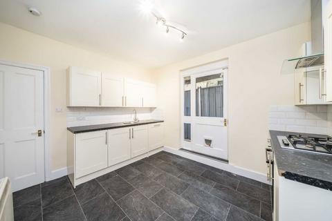 1 bedroom flat to rent, Credenhill Street, London SW16