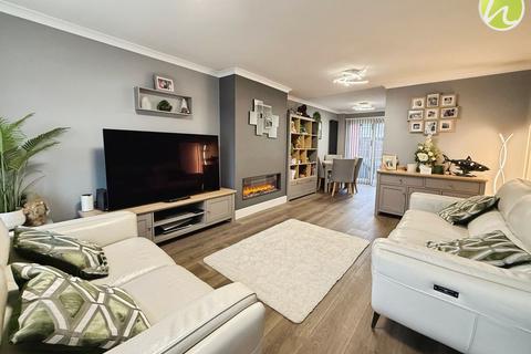 3 bedroom terraced house for sale, Colville Close, Corringham, SS17