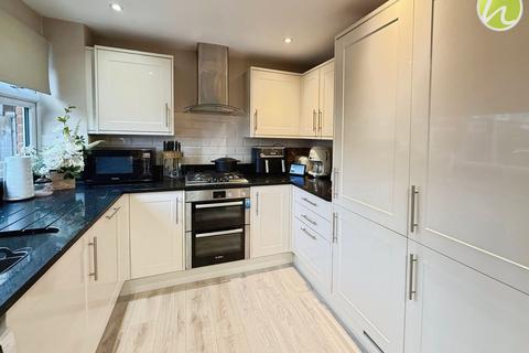 3 bedroom terraced house for sale, Colville Close, Corringham, SS17